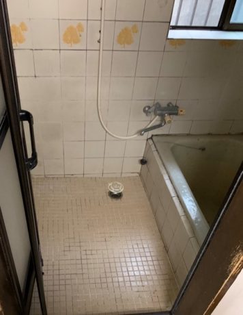 風呂・浴室のリフォーム事例の施工前写真