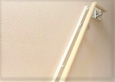 羽曳野市手すりベースあり　施工実例羽曳野市　トイレリフォーム