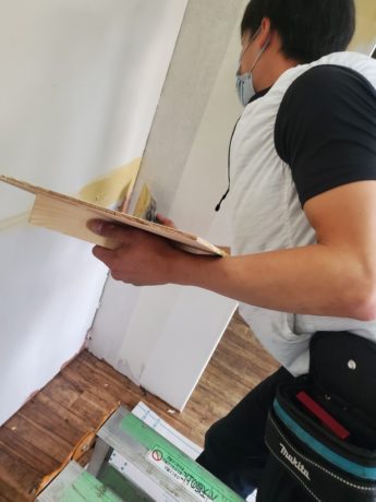 柏原市　八尾市　店舗　改装　内装リフォーム