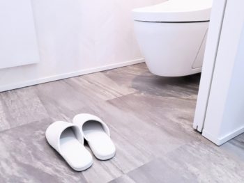 トイレの床はどれが良い?選ぶポイントは?トイレ工事はトイレドックマザーリーフへお任せください